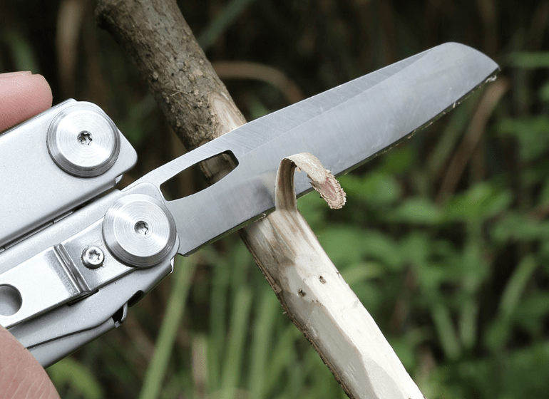 Multifunctional Folding Knife - NZ Tackle