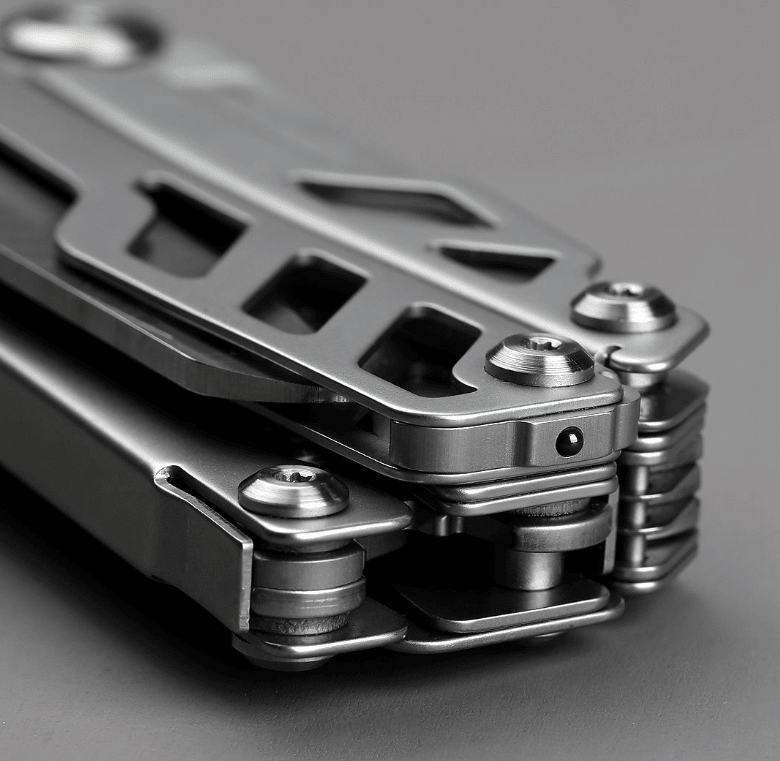 Multifunctional Folding Knife - NZ Tackle